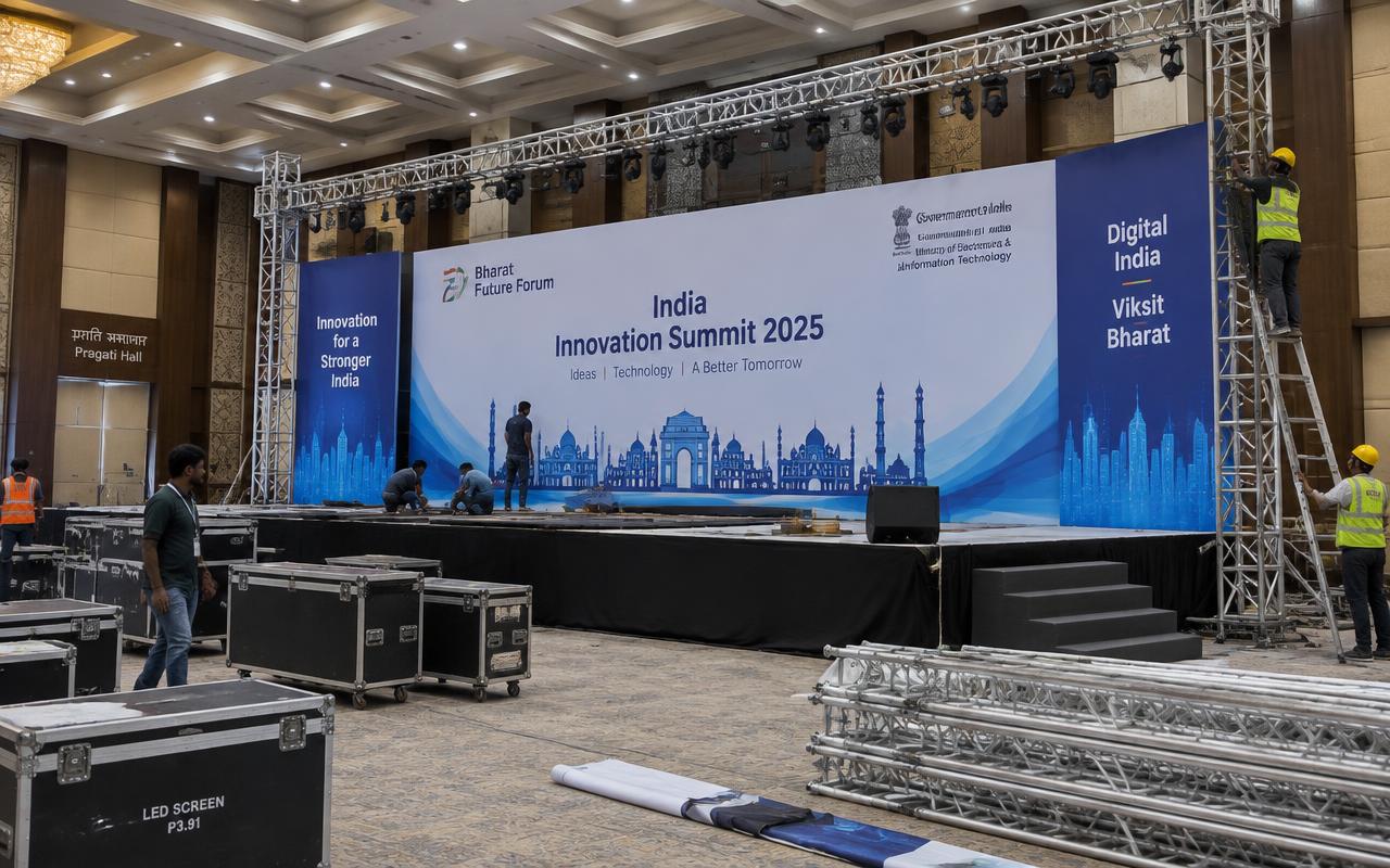 Event Stage Fabrication